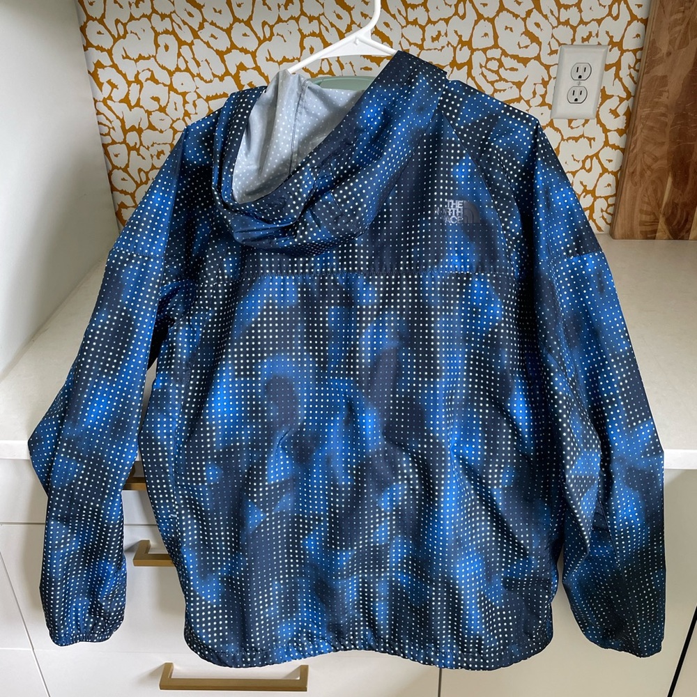 Northface Lightweight Windbreaker - image 2